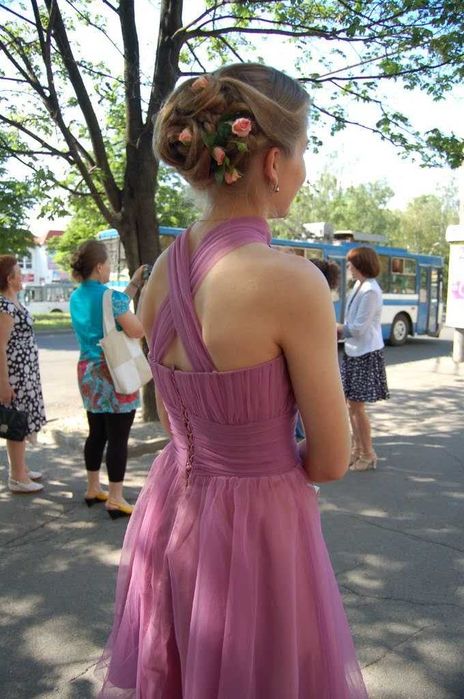 Красива сукня, розмір 44(український)