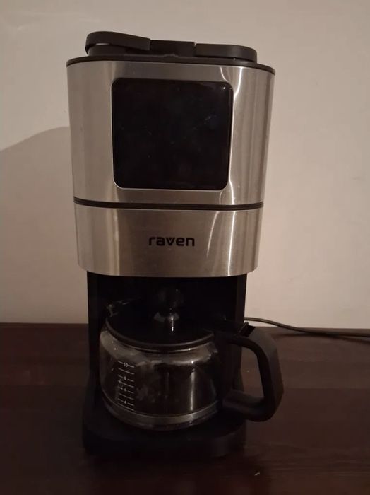 Ekspres do kawy z młynkiem Raven model EEP003