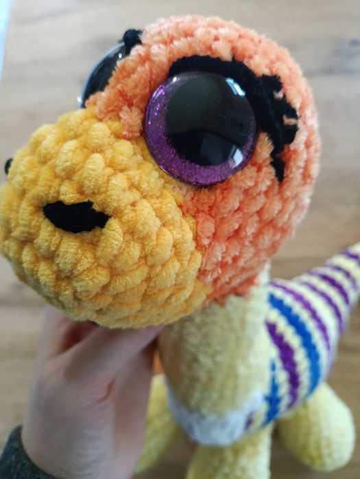 Diplodok z włóczki