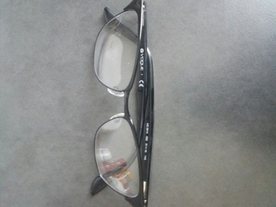 Oprawki okulary Vogue nowe szkła + 0,25 oryginalne opakow.
