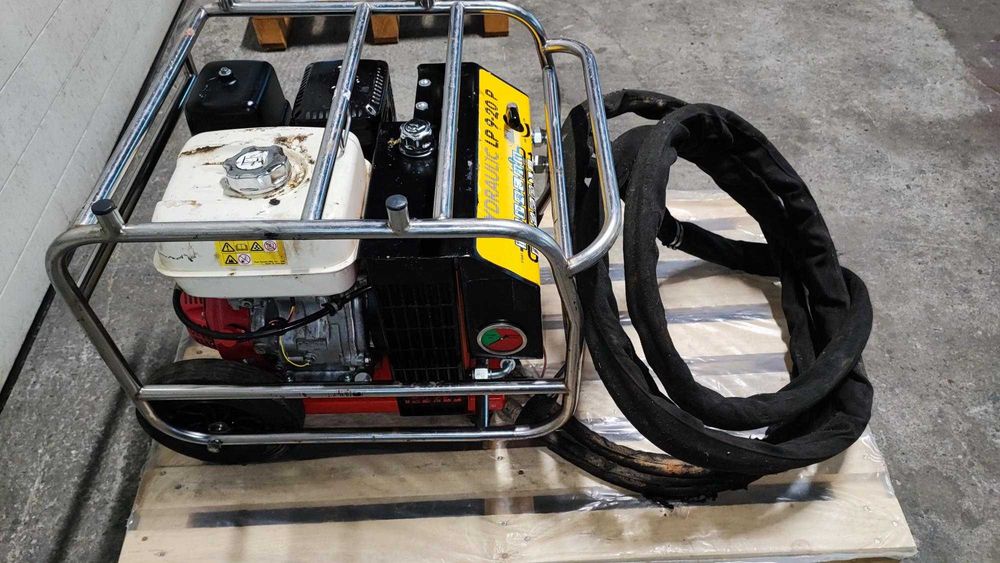 Ręczny młot hydrauliczny Atlas Copco + agregat