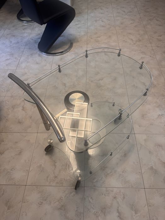 Carrinho de Bar em Vidro Temperado e Metal Cromado | Design Moderno