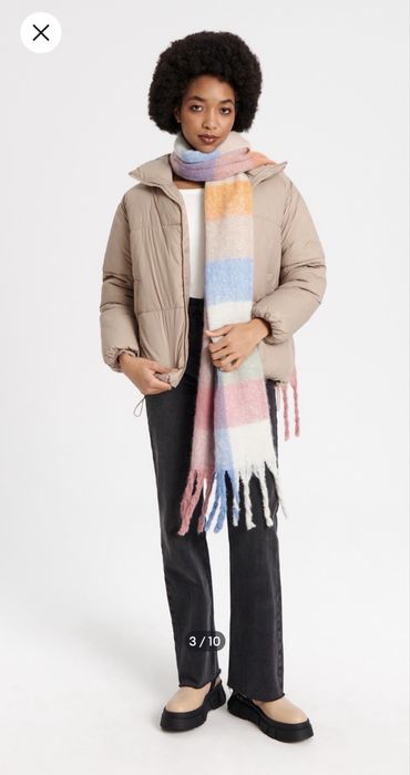 Пуховик куртка бежева