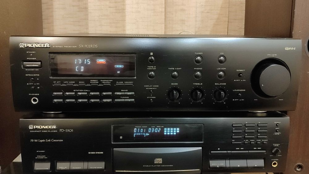 Усилитель-Ресивер  Pioneer SX-702. Звук !
