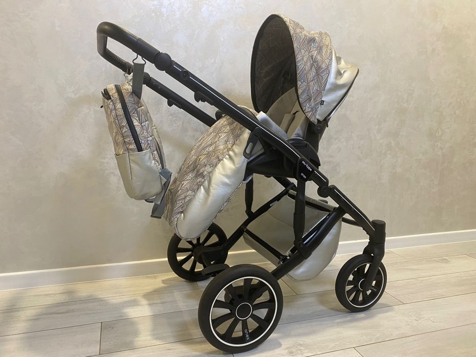 Коляска Anex m/type 2в1 після 1 дитини, іграшки в подарунок