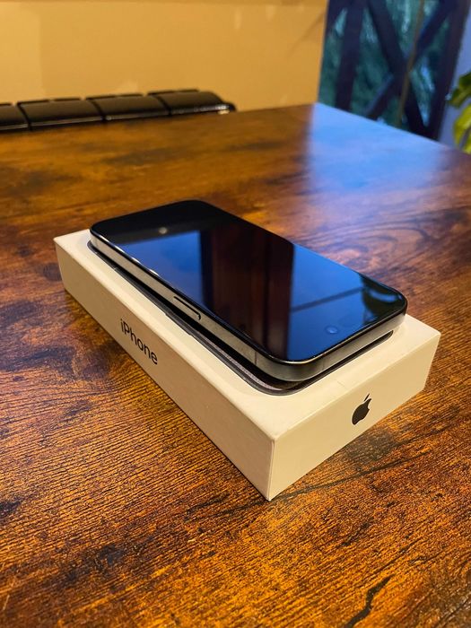 iphone 15 pro 89% jak nowy