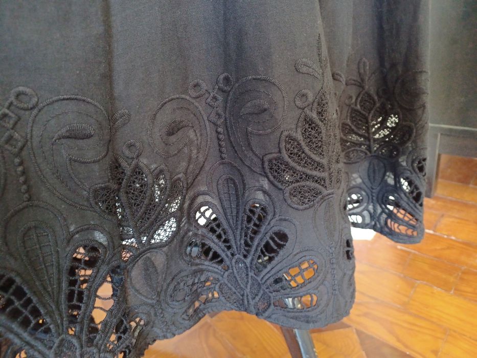 Vestido comprido preto bordado Miss Sixty L