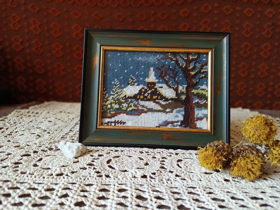 Zimowa kapliczka - obraz ręcznie haftowany, haft