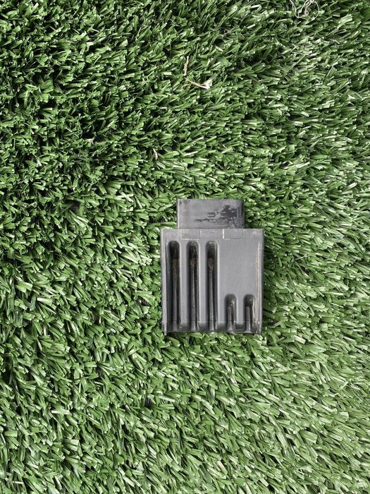 Модуль управління топливним насосом(ЕБУ) 3Q0906121B