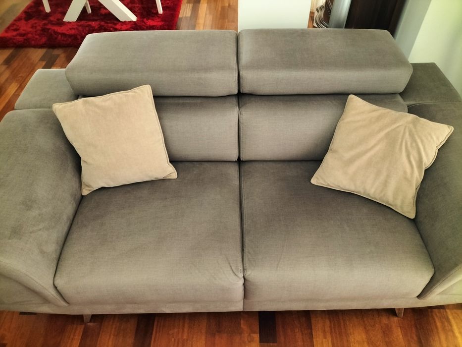 Sofá com pouco uso