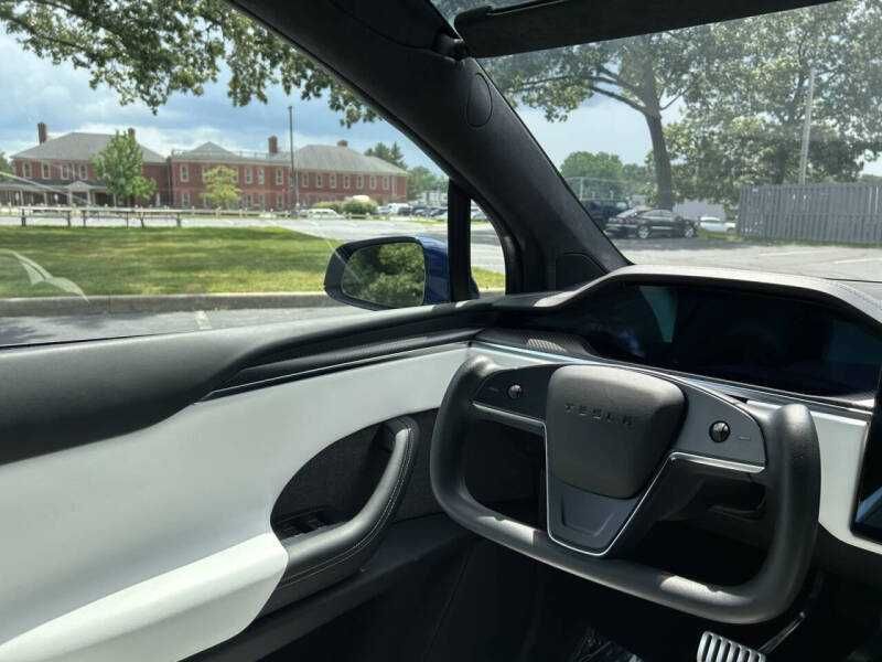 2023 Tesla Model X Plaid