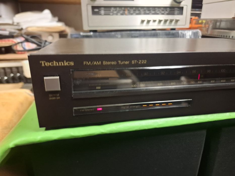 Tuner Technics ST-Z22