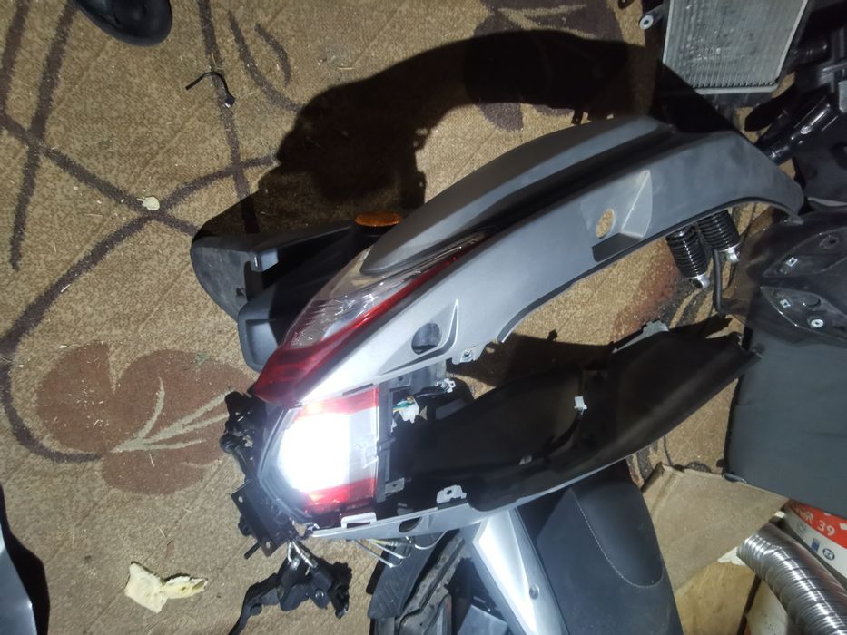 Części skuter daelim xq 1i xq2   125 /250/ $300