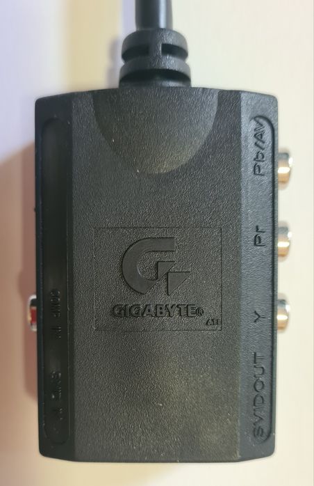 2 x Adapter Gigabyte S-VIDEO 3xRCA  HDTV 9pin