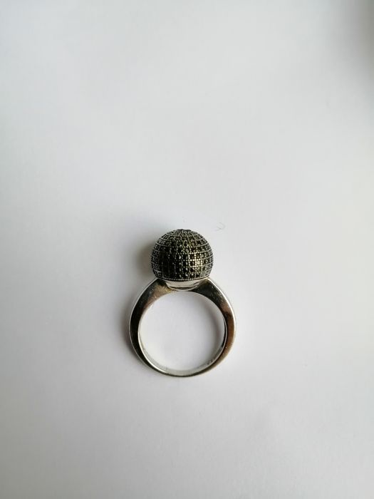 Ювелирные серебряные изделия