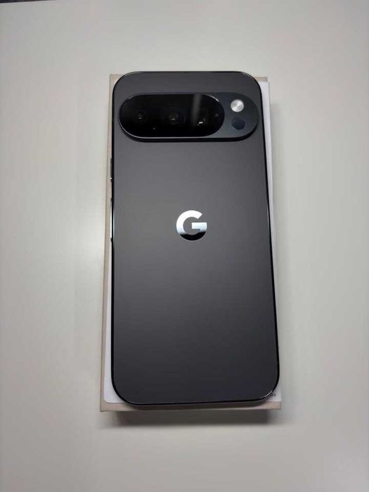 Google Pixel 10 Pro 128 GB, czarny bardzo mało użytkowany