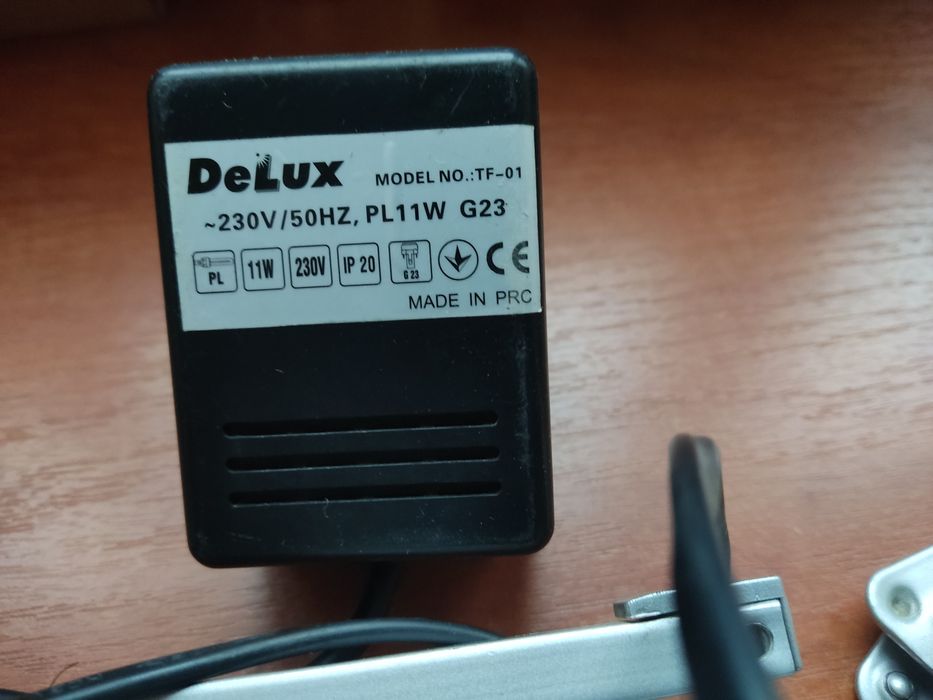 Лампа шарнірна,світильник