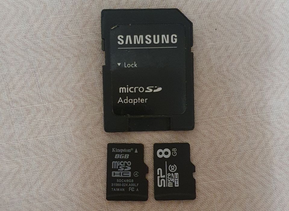 Комплект карт пам’яті microSD 8GB (Kingston та Silicon Power) + SD-адаптер Samsung