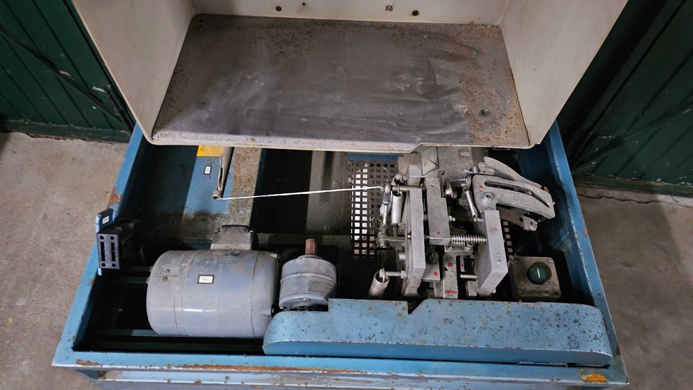 Automatic cord strapping machine437838053523466243