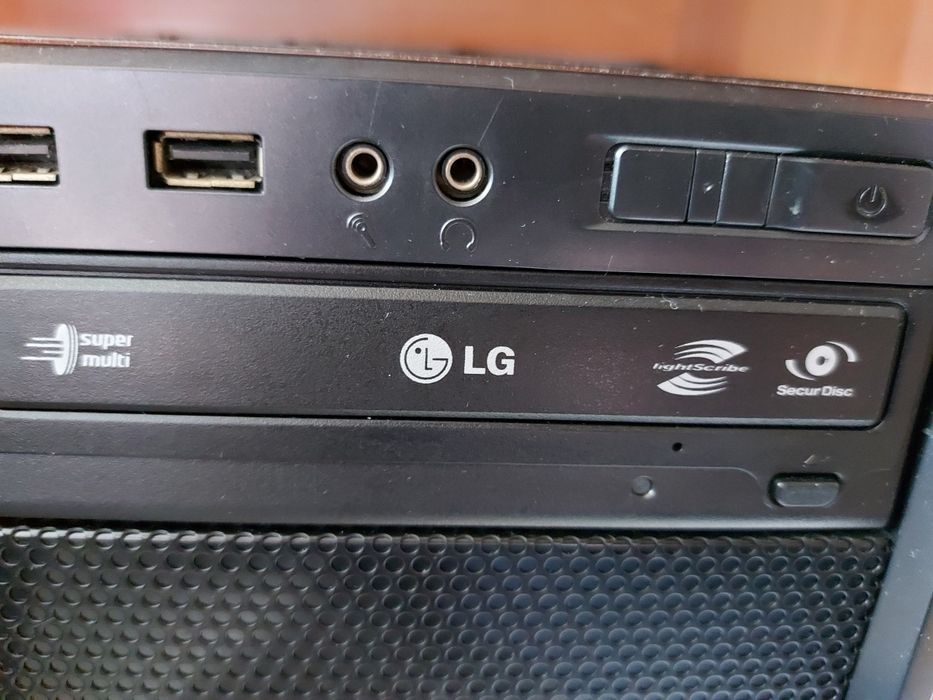 Komputer monitor tv Samsung głośniki i subwoofer Logitech