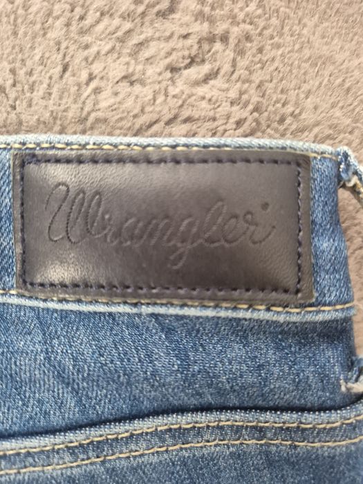 Jeansy wrangler s 36 damskie