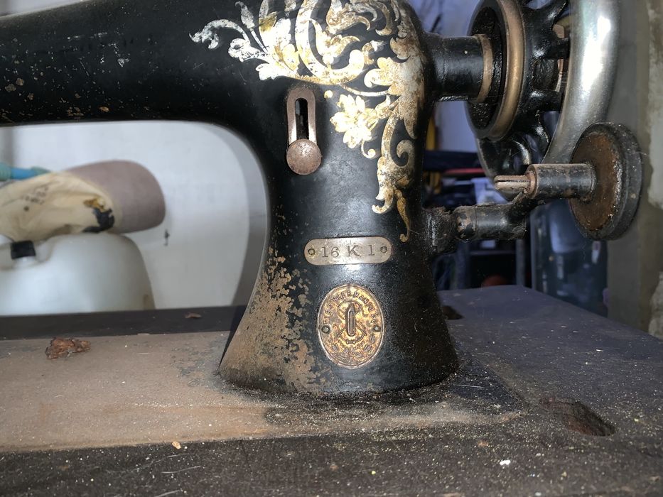Maquina singer antiga