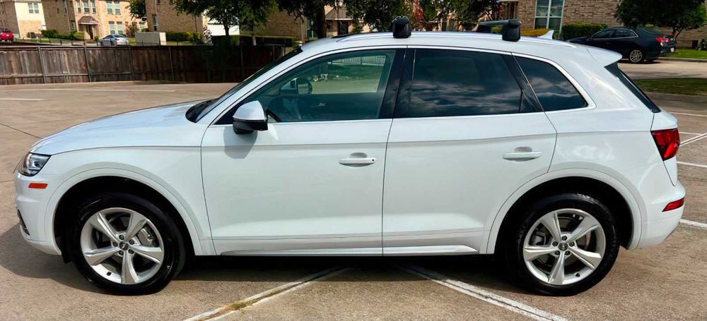 Audi Q5 Premium Plus      2020