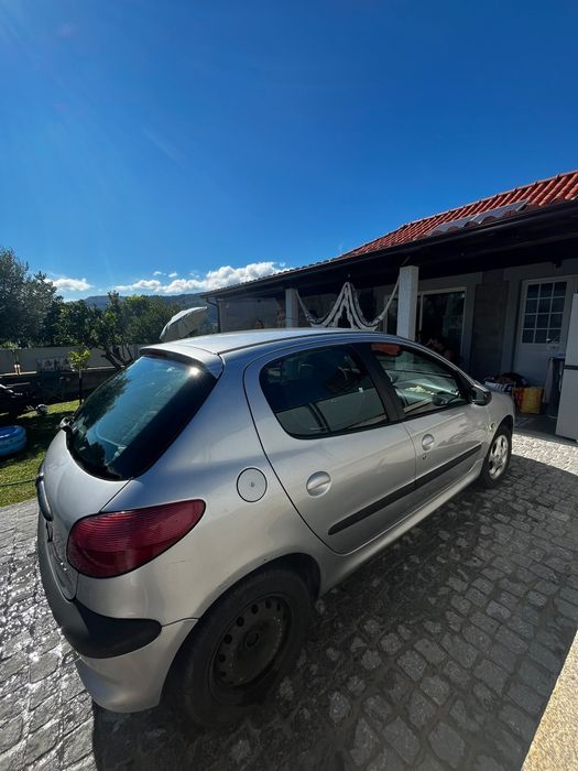 Peugeot 206 ano 2001