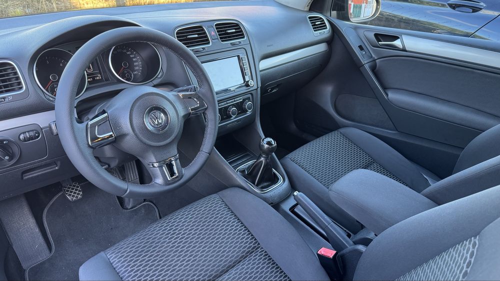 Volkswagen Golf 1.6 TDI 105 CV