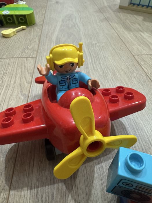 LEGO Duplo 10908 Samolot Warsztat Lotnisko
