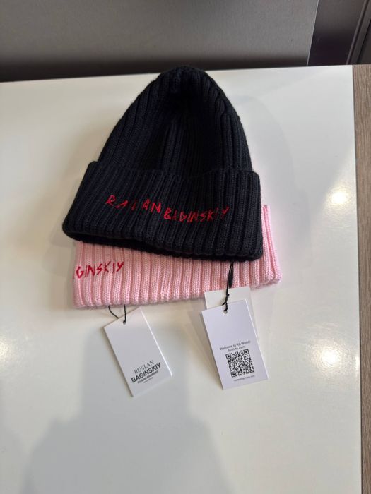 Шапка руслан багинский baginskiy ruslan чорна рожева капелюх