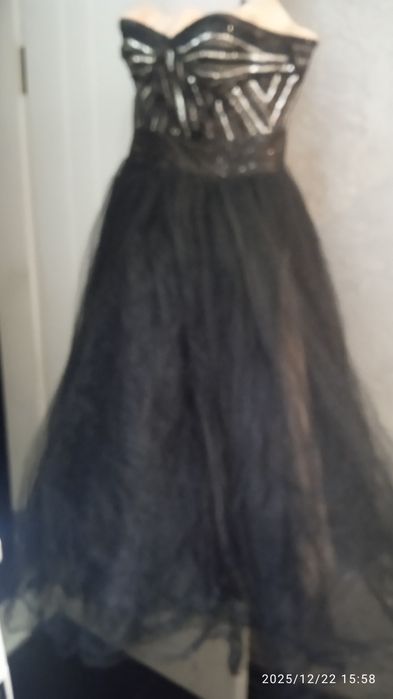 Вечернее платье, с вышивкой бисером