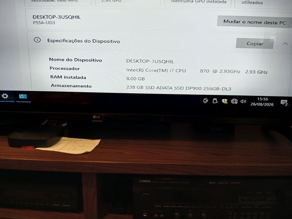 Torre  Processador I7  8GB de memória