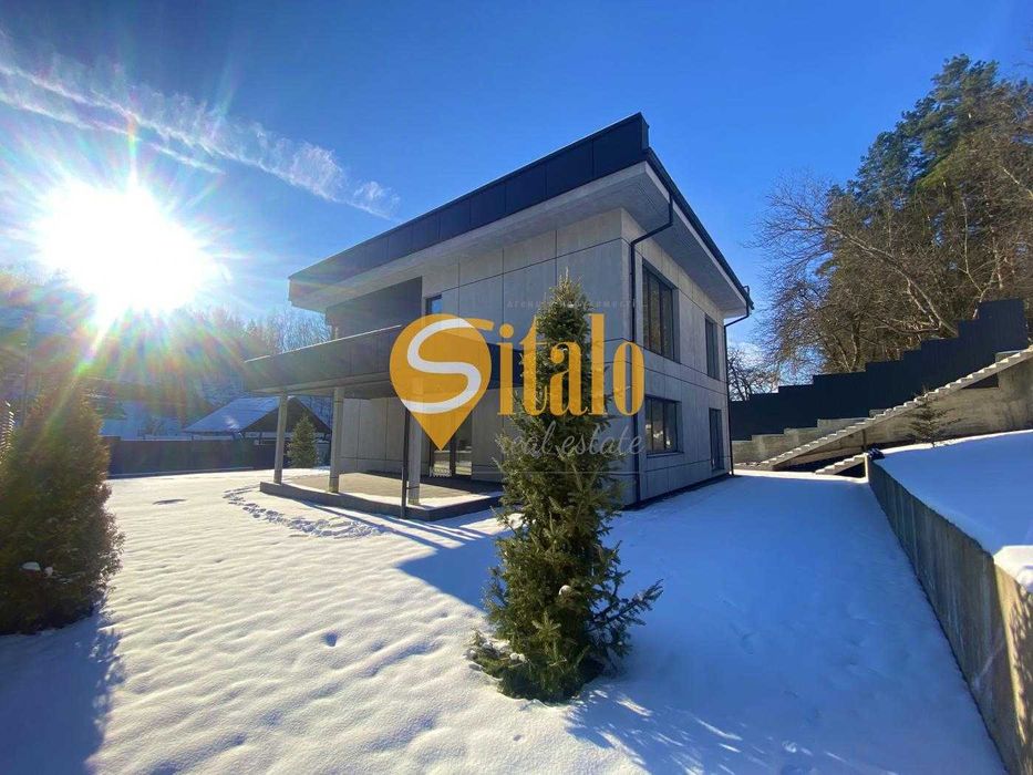 Сучасний High-tech будинок серед пагорбів Лісників, поруч Equides Club