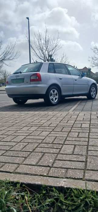 AUDI A3 1.6 Gasolina