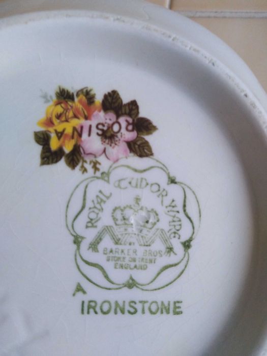 Serviço/Conjunto/Set Completo de Chá Royal Tudor Ware Ironstone Rosina