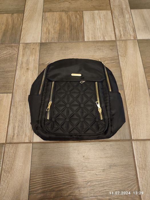 Nowy czarny plecak damski