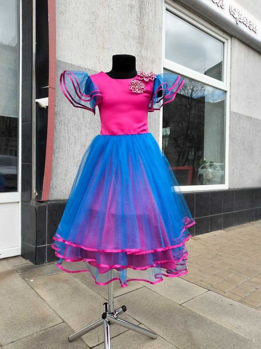 Сукня дитяча плаття весна квіточка 5-7 рвипуск рожева фіолетова