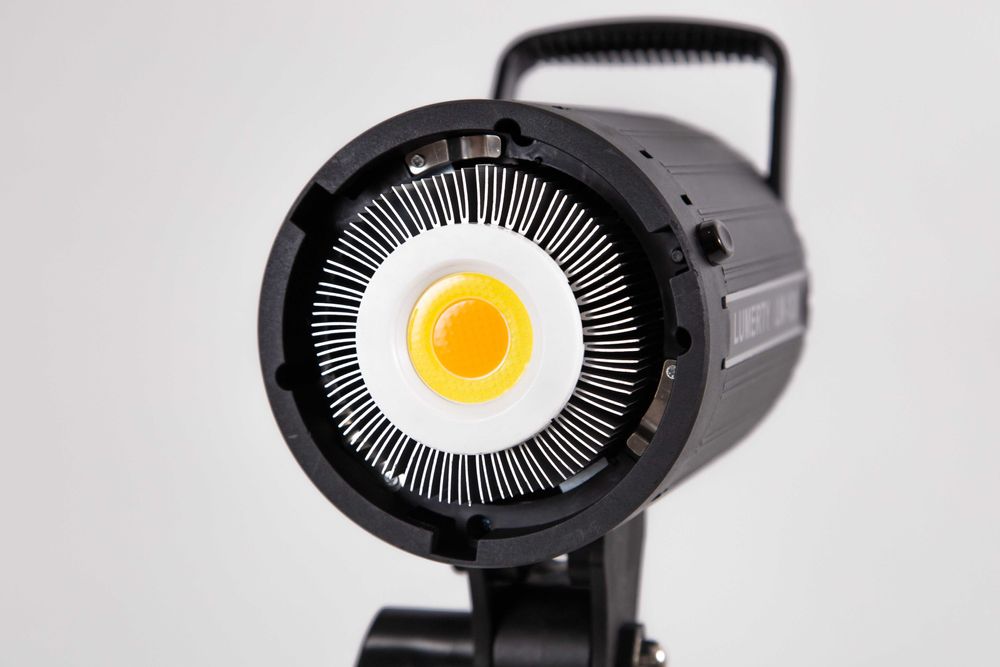 Студійне відеосвітло LUMERTY LM - 120 Вт, для фото, відео - РОЗПРОДАЖ