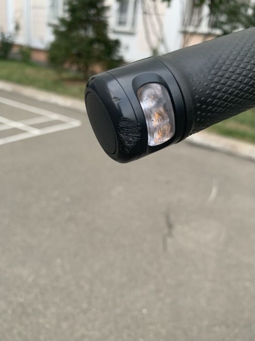 Електросамокат Ninebot F2 pro