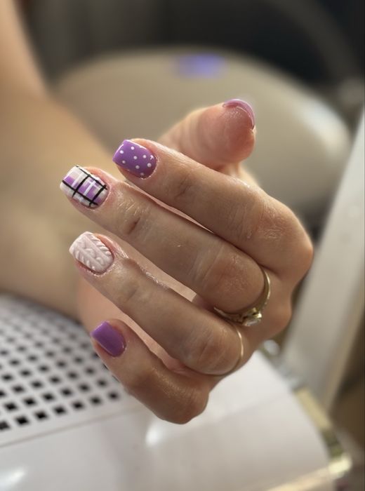 Mobilna stylistka paznokci – zadbane dłonie bez wychodzenia z domu!