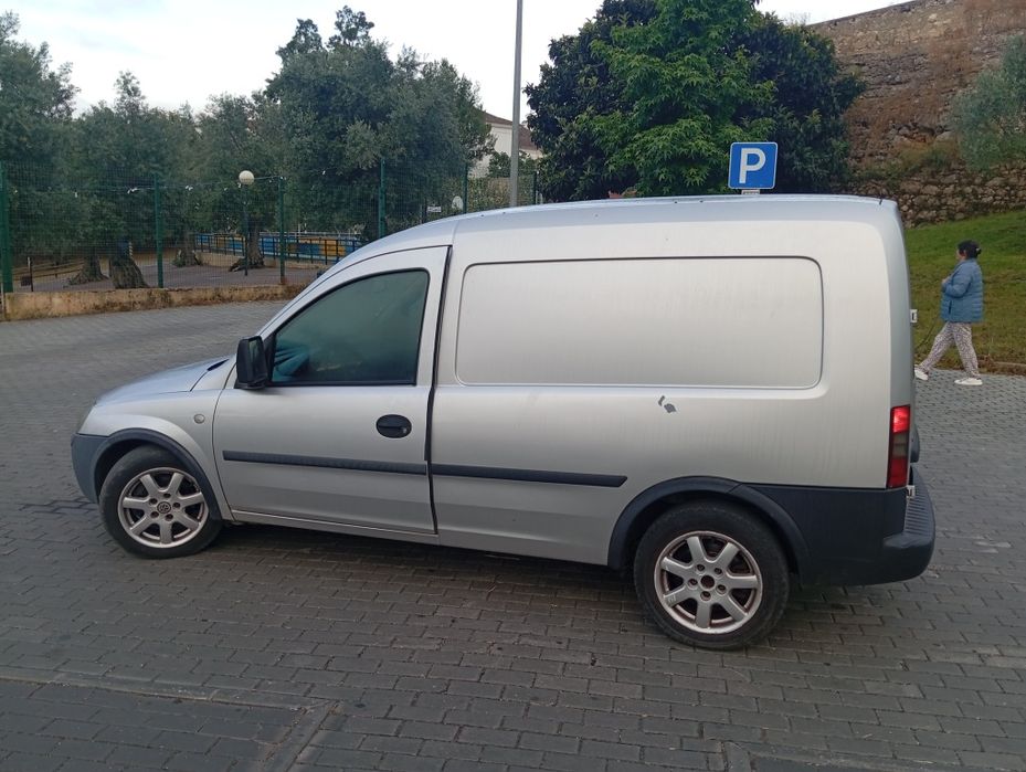 Vendo ou troco Opel combo 1.7 cdti 2005