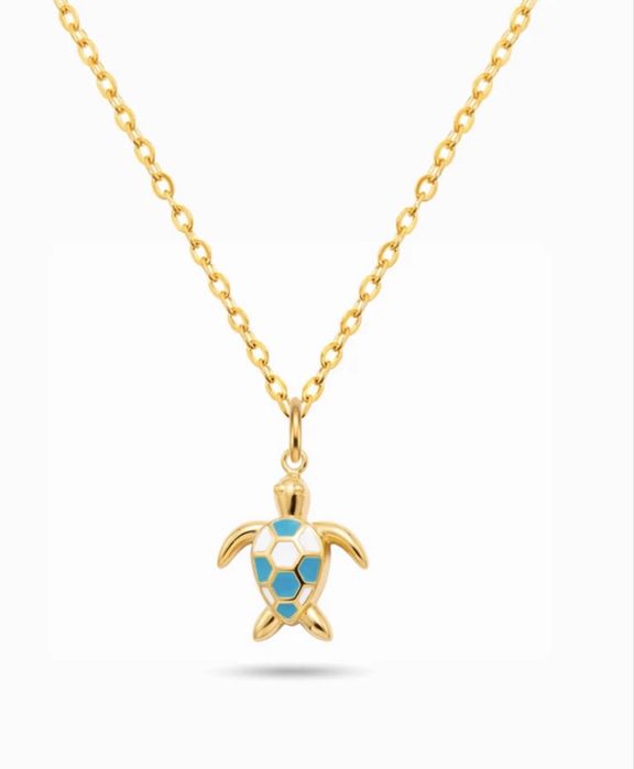 Colar com pingente de tartaruga