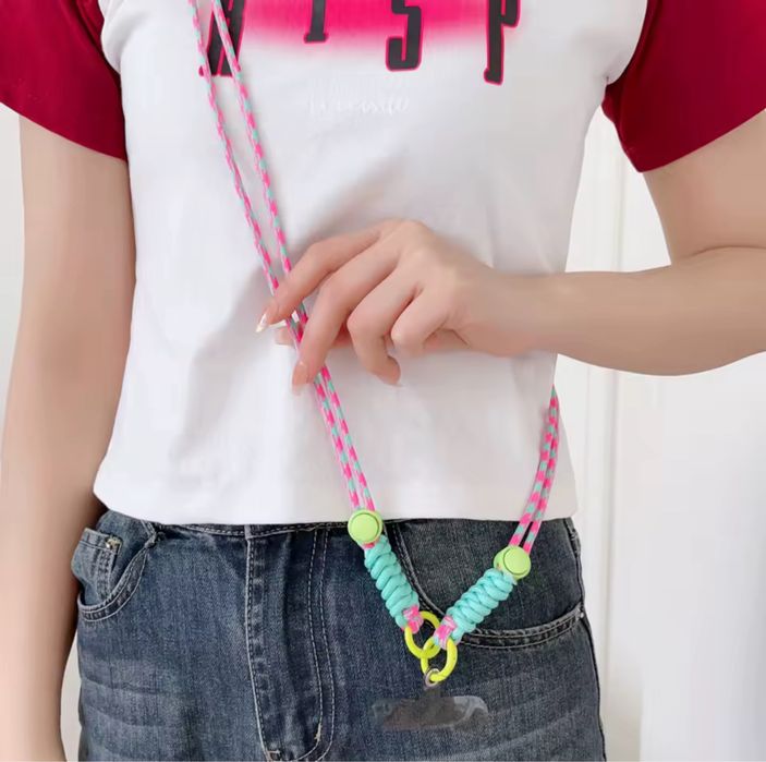 Шнурок через плече для телефону