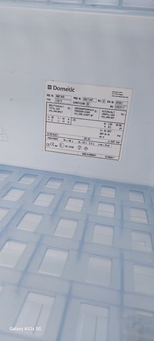 Lodówka absorbcyjna do kampera . dwukomorowa  i piekarnik