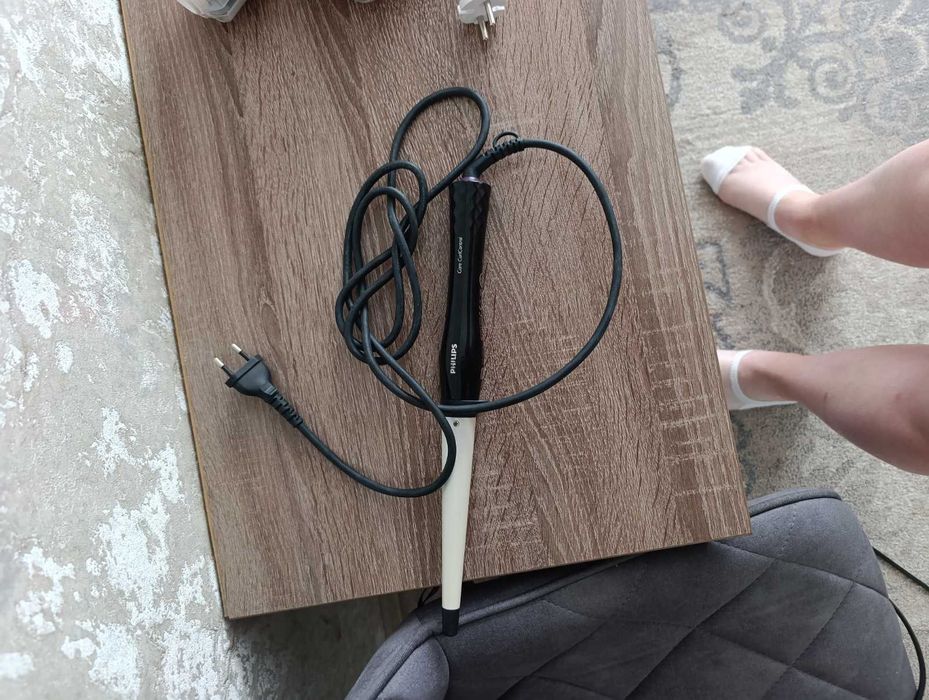 Плойка Philips для завивки волосся