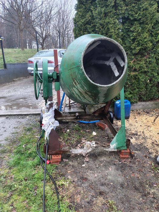 Sprzedam betoniarkę 250