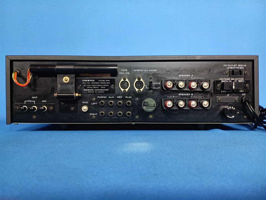 ONKYO Receiver Model 22563824736117761124