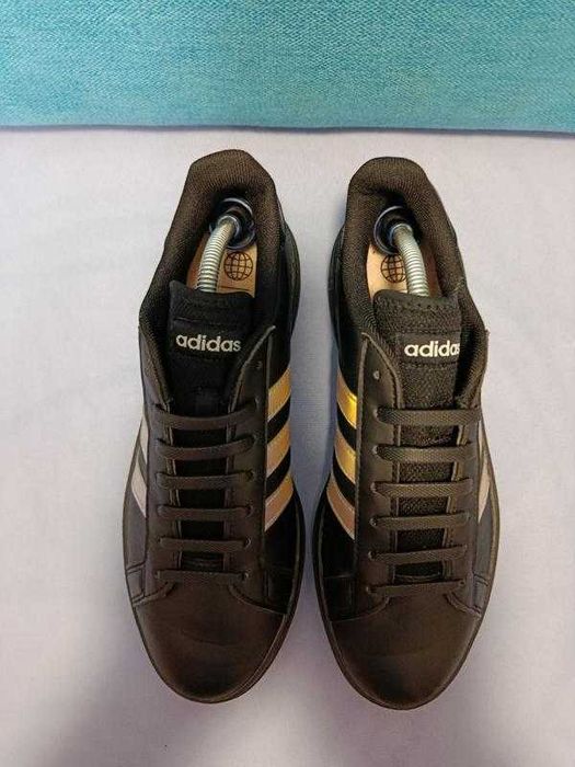 Adidas кросівки снікерcи Grand court base 2.0 розмір 42