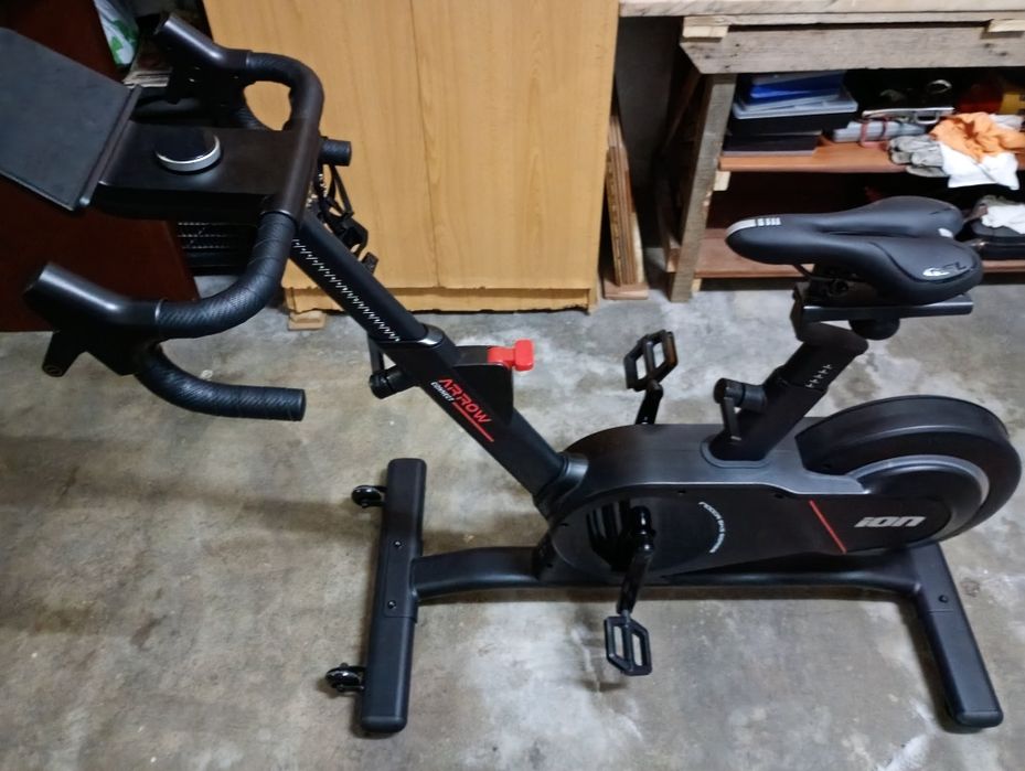 Bicicleta Smart Bike ION Fitness Arrow Connect